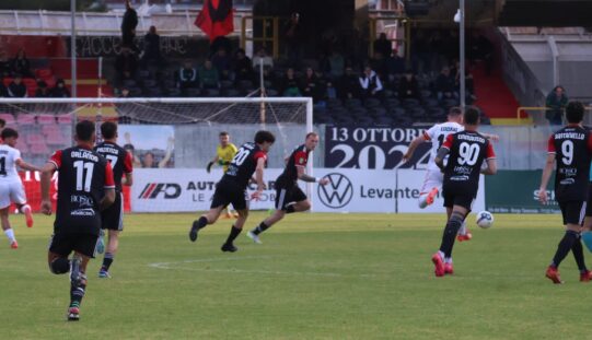 Foggia, agonia devastante. Arriva anche la sconfitta con il Messina (1-2)