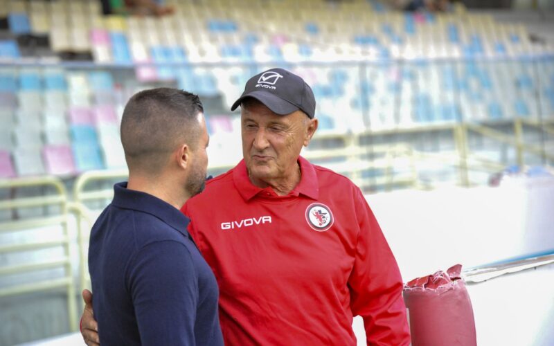 Rossi sarà il settimo mister rossonero ad affrontare il Picerno