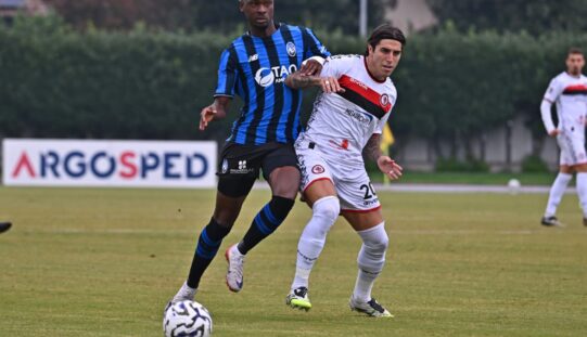 Secondo ciak con i giovani della Dea. Attenzione ai tocchi di mano in area