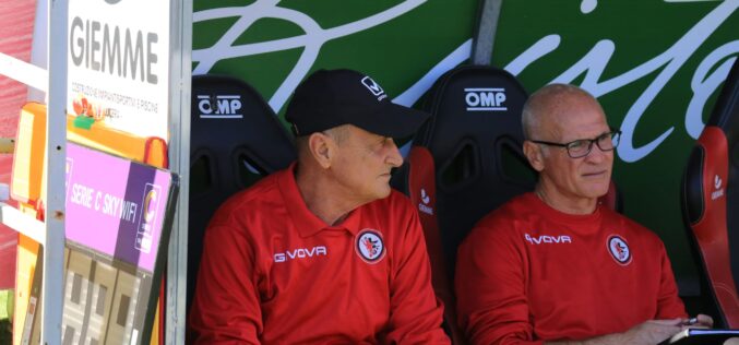 Di Bari ha esordito come mister di Serie C contro il Foggia. Anzi, no…
