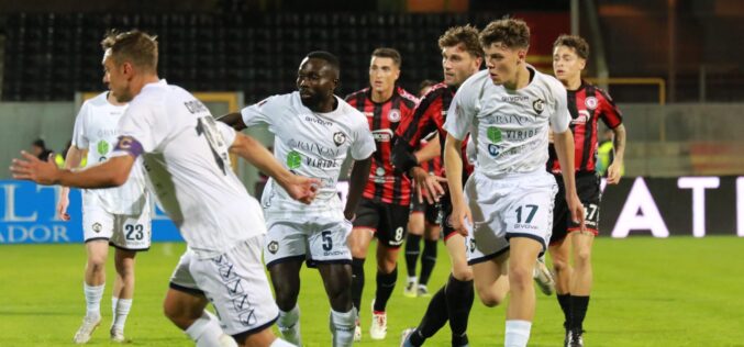 Cavese-Foggia alla giornata 33 finisce sempre col segno X