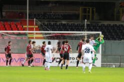 Il Foggia non riesce proprio a segnare. Contro la Cavese un pari (0-0) che serve a poco per i rossoneri
