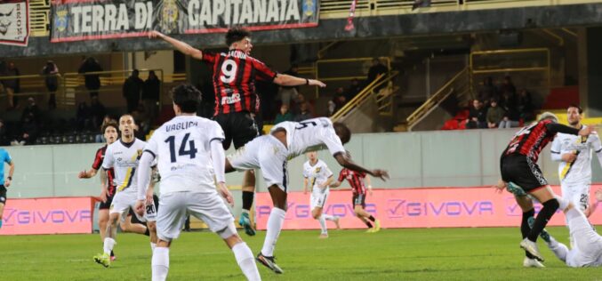 Per il Foggia c’è il campo tabù del Giugliano
