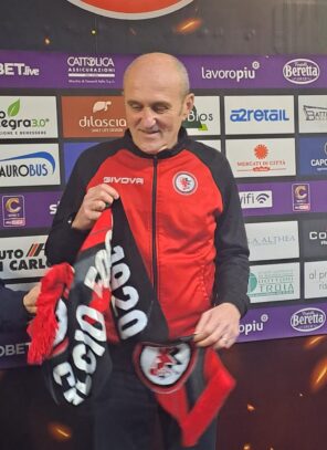 C’è un po’ di Zemanlandia dopo l’ennesimo cambio in panchina