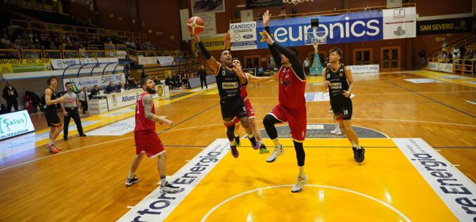 La giocata di Lucas manda in estasi San Severo. Sedici volte Allianz Pazienza! Piegata anche la coriacea Chiusi