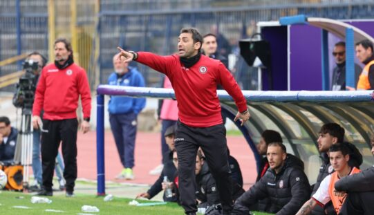 Pazienza: “Meritavamo i tre punti. Nel primo tempo solo Foggia”