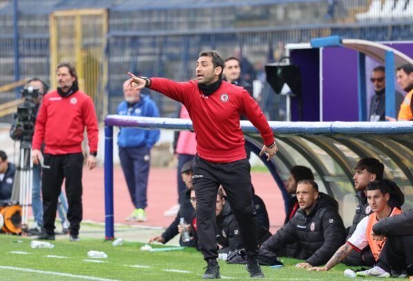 Pazienza: “Meritavamo i tre punti. Nel primo tempo solo Foggia”