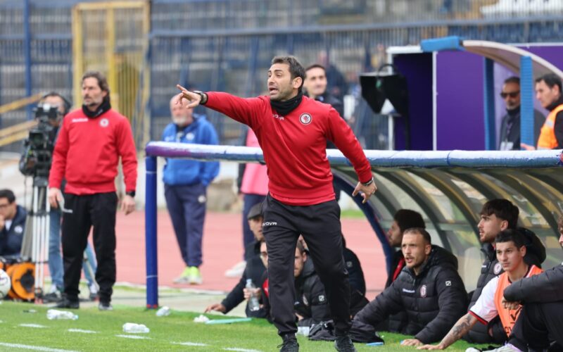 Pazienza: “Meritavamo i tre punti. Nel primo tempo solo Foggia”