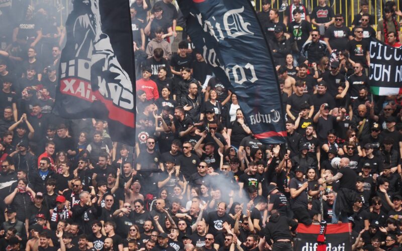 Ci hanno abituati partita dopo partita alla “morte” sportiva del Foggia. E senza poter dare “l’ultimo saluto” dei tifosi allo Zaccheria