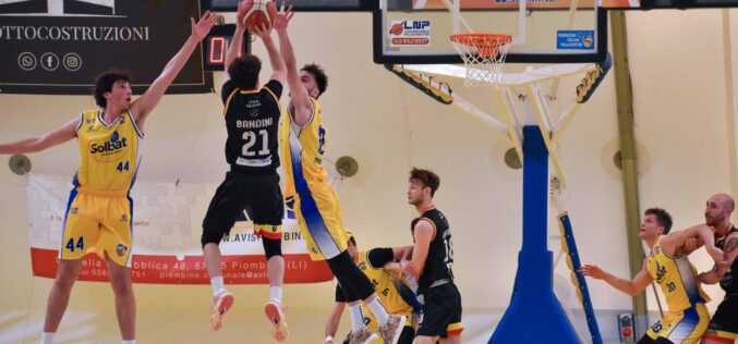 La Cestistica cade a Piombino. I Neri blindano il quarto posto e chiudono a 46 punti