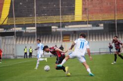 Primo tempo da dimenticare, poi il Foggia si sveglia e rischia anche di vincere. Pari con il Siracusa (1-1)