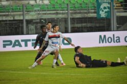 Il Foggia a 90 minuti dalla serie D. La sconfitta di Monopoli e l’invasione di campo dei tifosi rossoneri