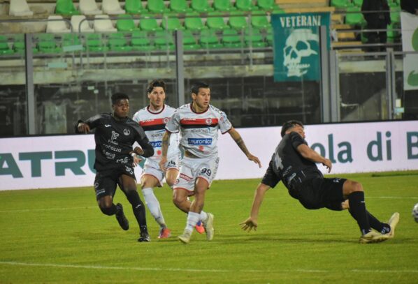 La fotocronaca di Monopoli-Foggia