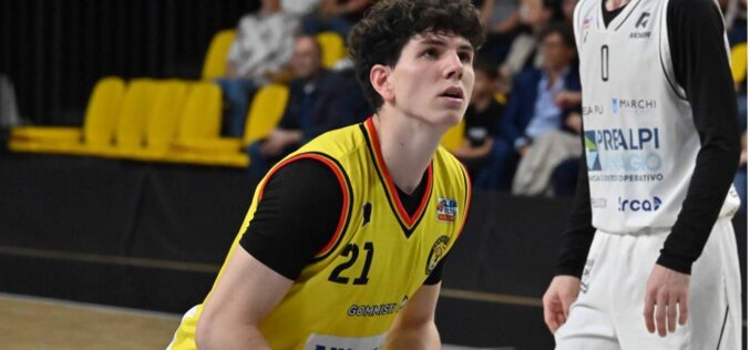 Gara1 va alla Rucker, solo nel finale. Cestistica, testa e cuore su gara2!