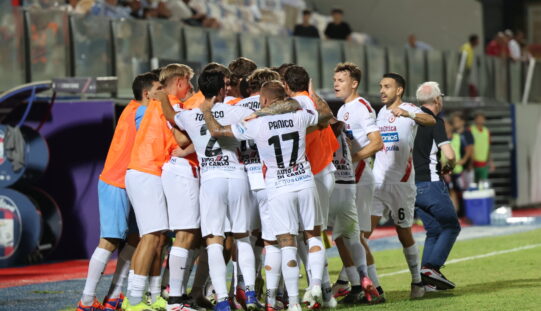 Il Foggia batte il Crotone (0-1) ed apre un nuovo corso. Grazie ragazzi, finalmente basta con le figuracce!