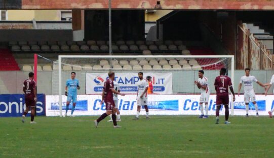 Il Foggia schiaccia la Salernitana ma porta a casa solo un punto (1-1)