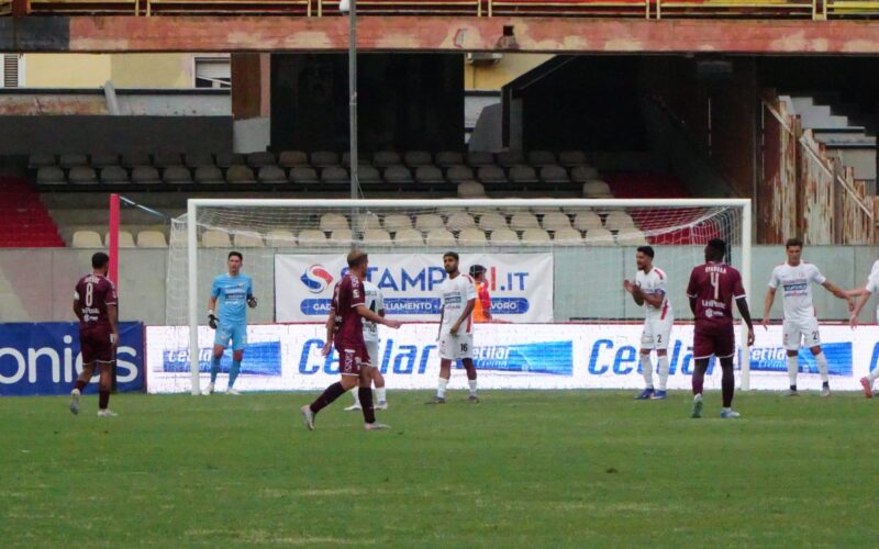 Il Foggia schiaccia la Salernitana ma porta a casa solo un punto (1-1)