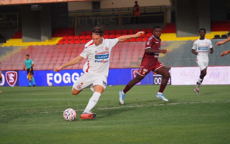 Le Pagelle di Foggia-Salernitana. Luciani instancabile
