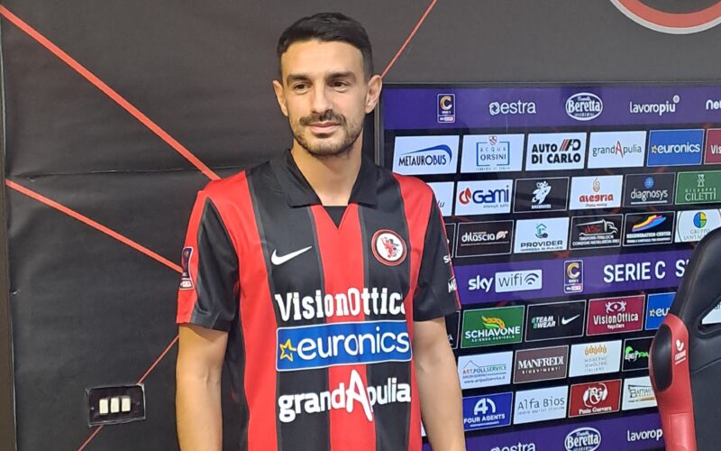 Ecco la nuova maglia del Foggia
