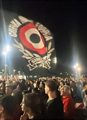Oltre 5300 abbonati e tanta voglia di tifare Foggia. La travolgente passione rossonera…