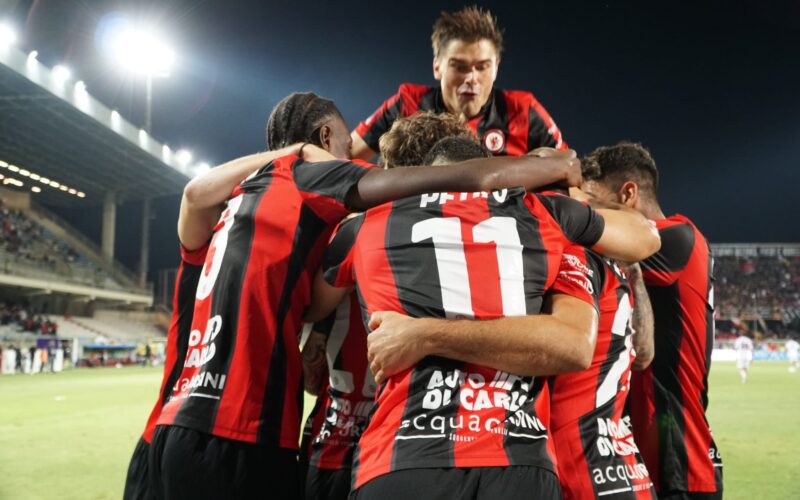Il Foggia schiaccia il Sorrento. Successo meritato (2-0), a segno Berra e Ravasio