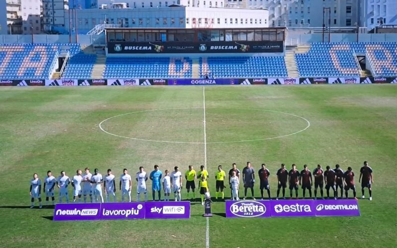 Il Foggia inizia a fare sul serio. Battuto in trasferta il Cosenza (0-2). Segnano Ravasio e Petito