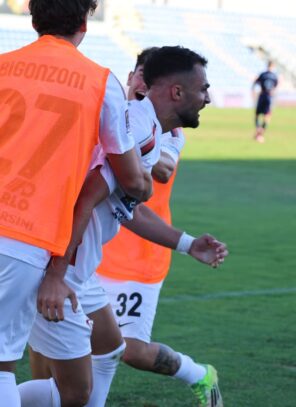 Il Foggia si prepara ad affrontare il Potenza, autentica macchina da gol
